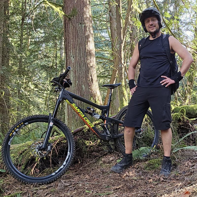 Chris Mendoza on the trail in the Pacific Northwest